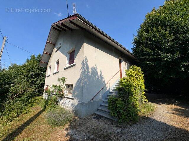 Maison à BEAUREPAIRE
