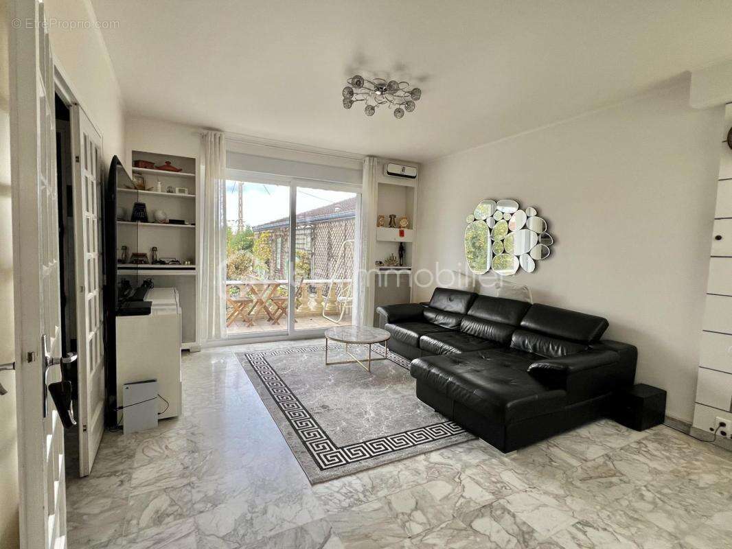 Maison à LIVRY-GARGAN