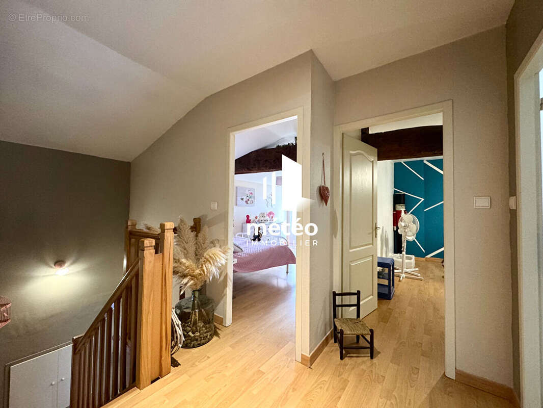Maison en pierre de 226m² Luçon 4 chambres - photo 8