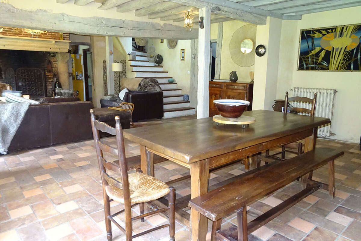 Maison à AUTHON-DU-PERCHE