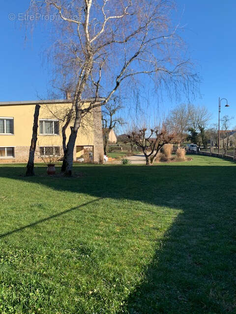 Maison à SEMOUTIERS-MONTSAON