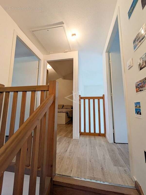 Maison 3 pièces  69 m²  Jardin, dépendance et stationnement - photo 13