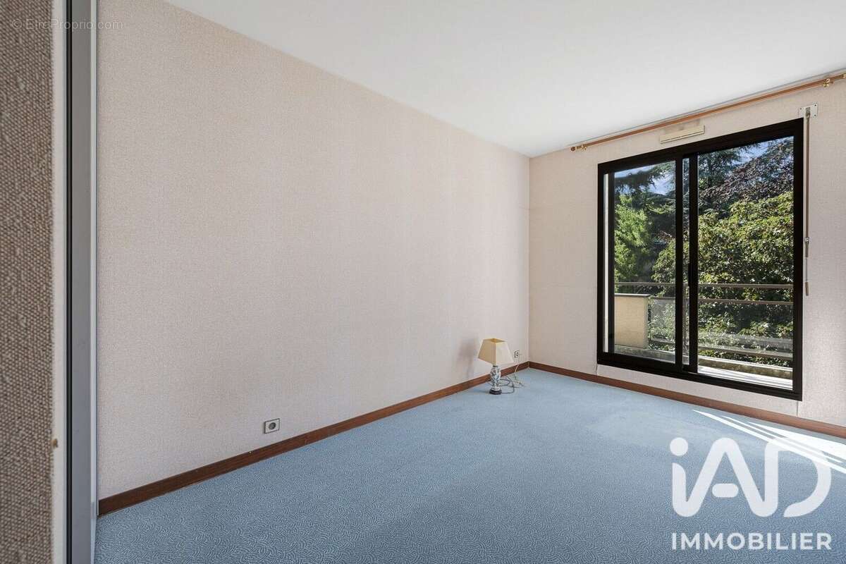Photo 6 - Appartement à SURESNES