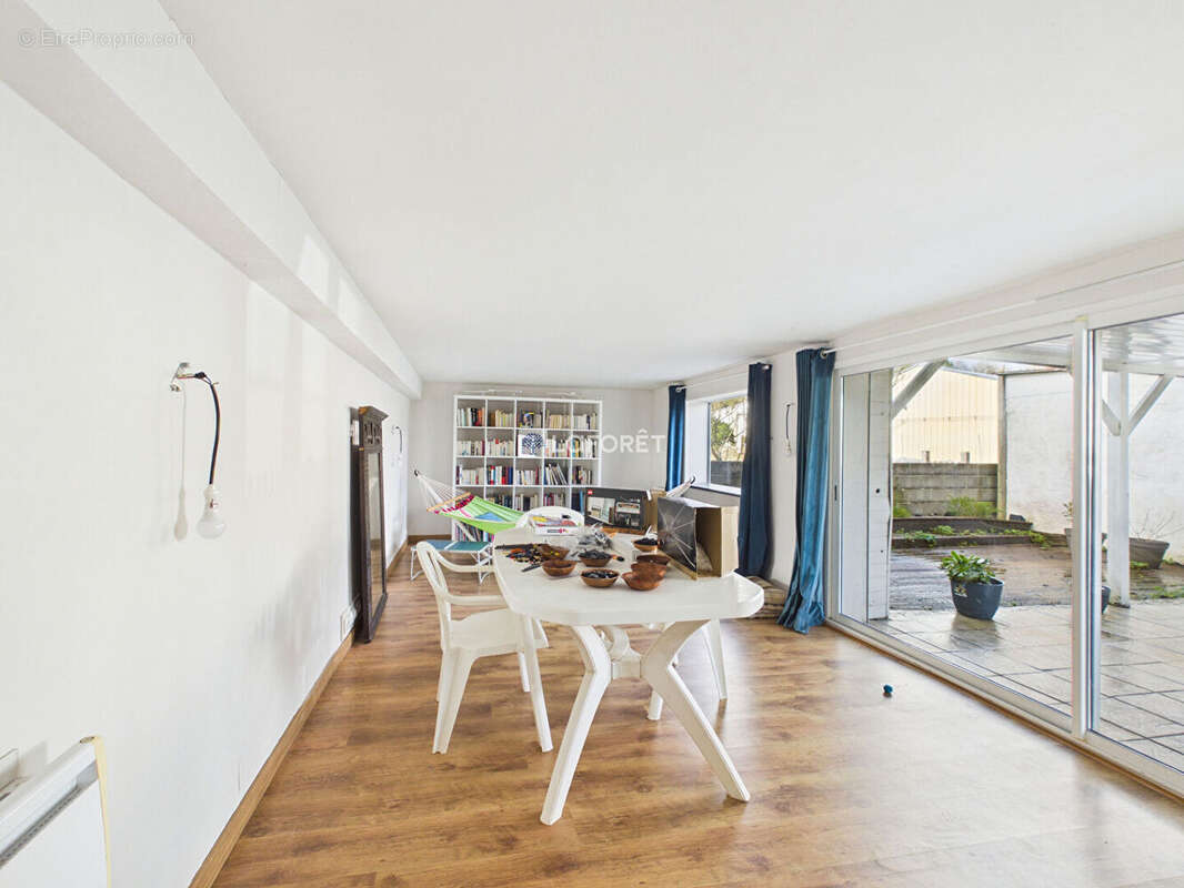 Maison DOUARNENEZ 7 Pièces 190 m² - photo 8