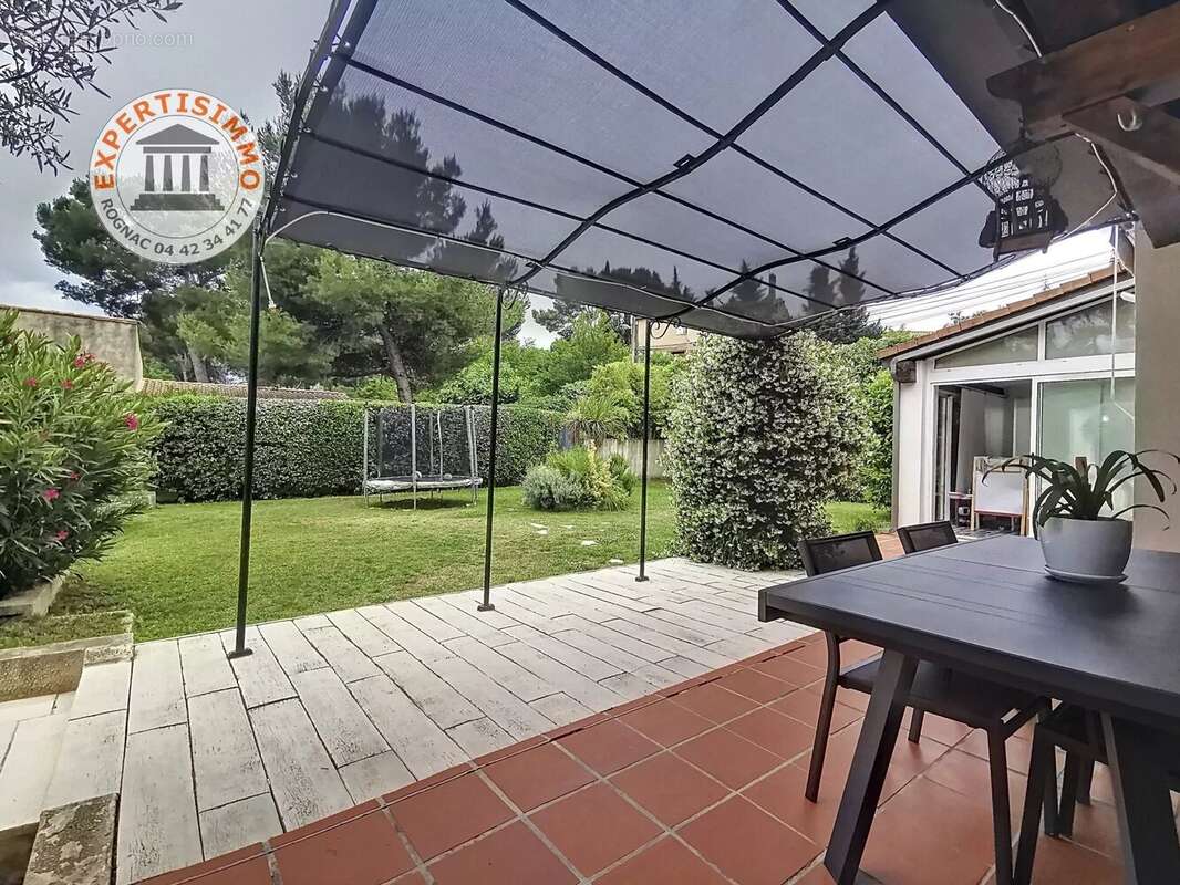Maison à ROGNAC