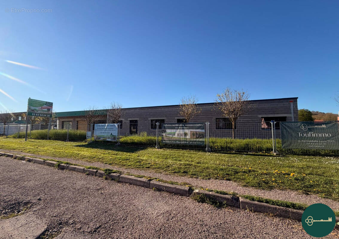 Commerce à ECROUVES