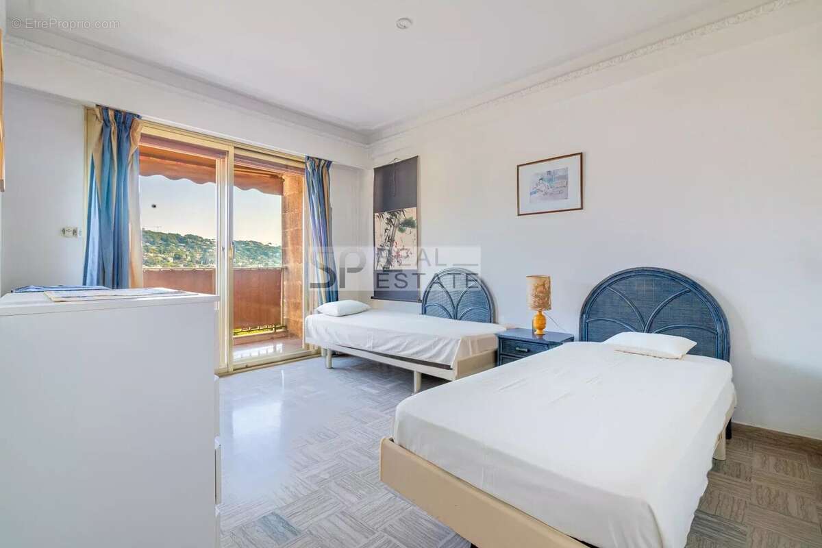 Appartement à LE CANNET