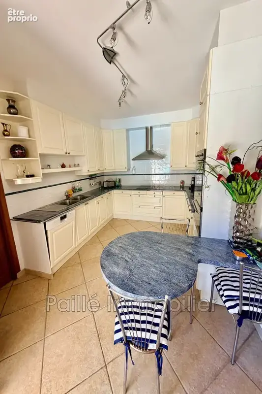 Maison 9 pièces 315 m² à vendre à Soulac-Sur-Mer (33780) - photo 3