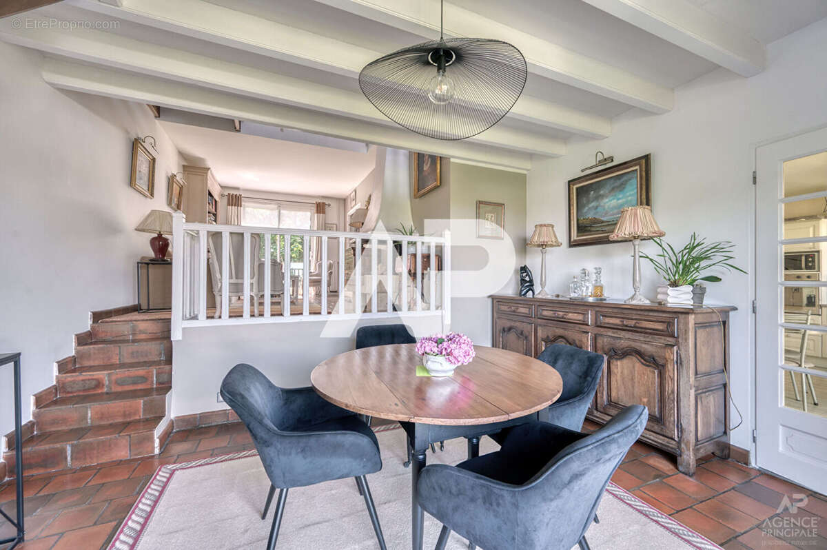 Maison à RUEIL-MALMAISON