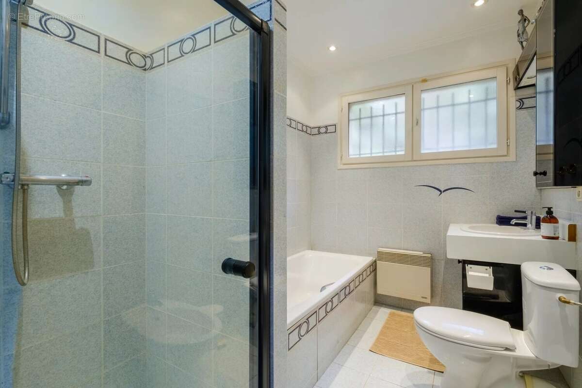 Maison à CAGNES-SUR-MER