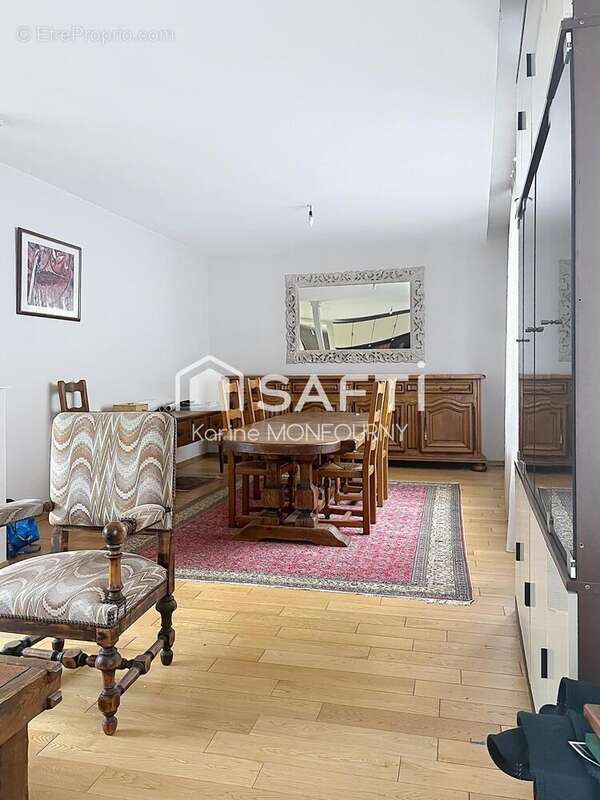 Maison 257 m² à Saint-Quentin  - photo 4