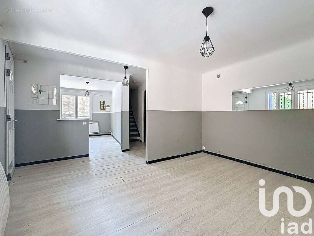 Photo 2 - Maison à CORNEILHAN