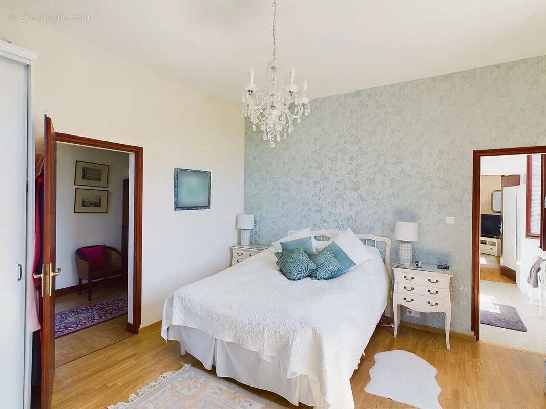 Maison à CASTELMORON-SUR-LOT