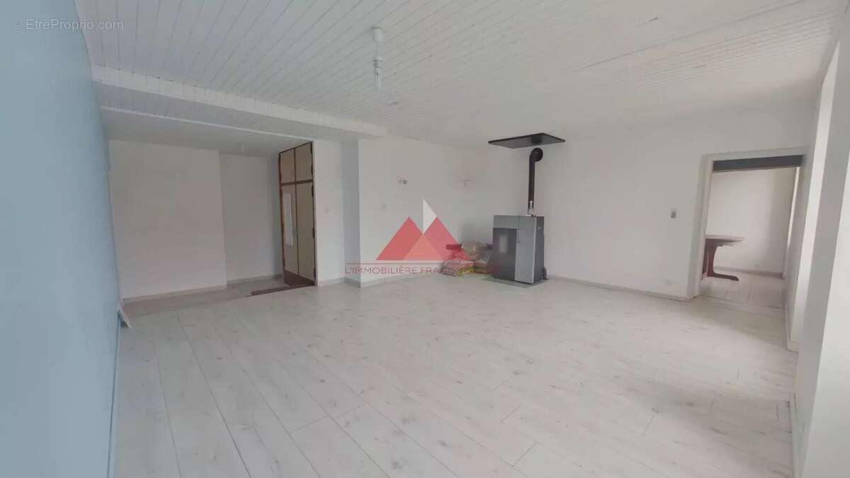 Maison à FORT-DU-PLASNE