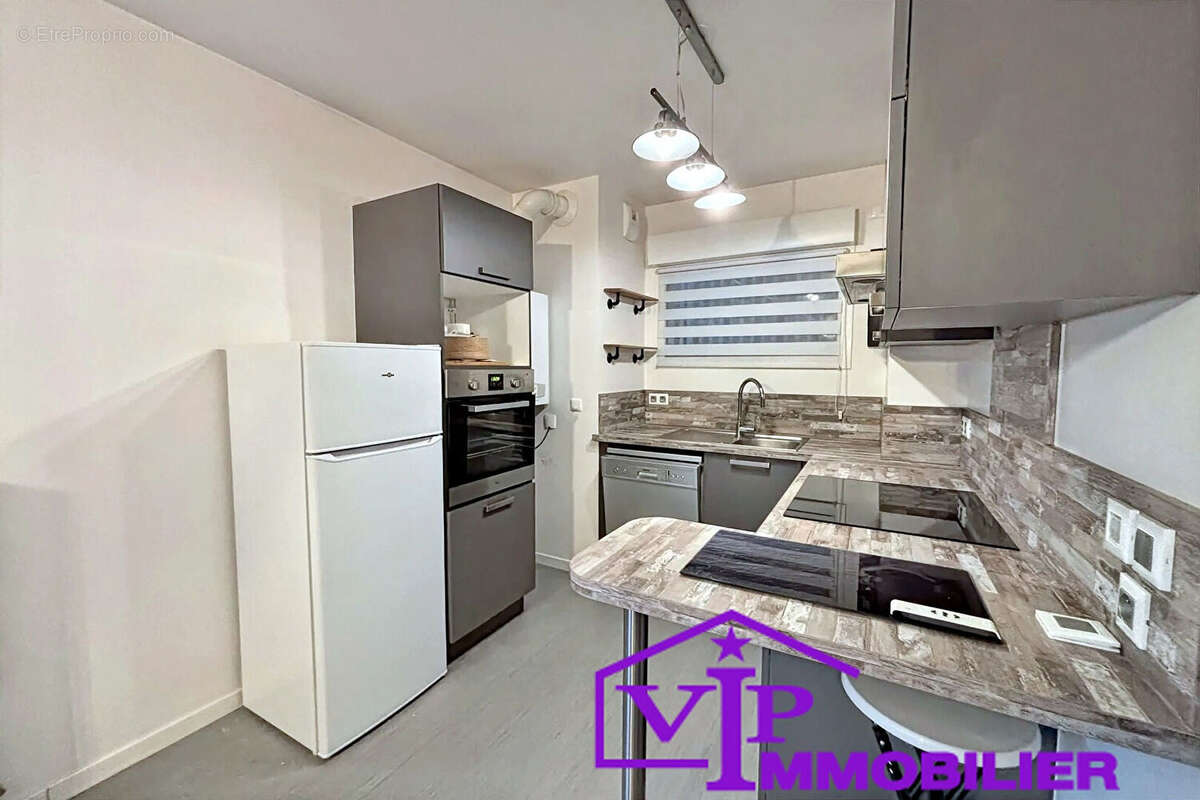 Appartement à PETIT-COURONNE