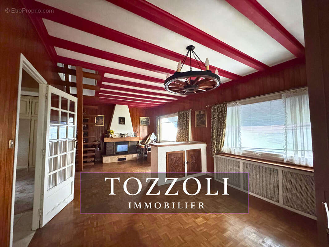 Maison à SAINT-QUENTIN-FALLAVIER