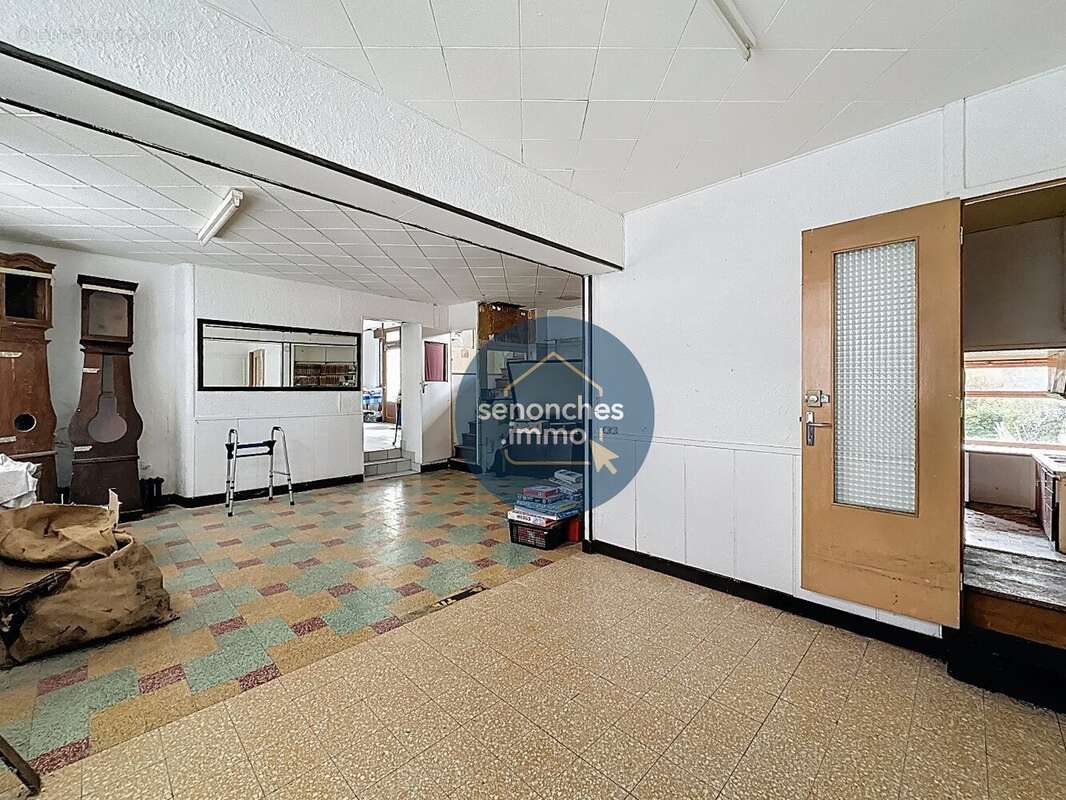 Maison à SAINT-VICTOR-DE-BUTHON