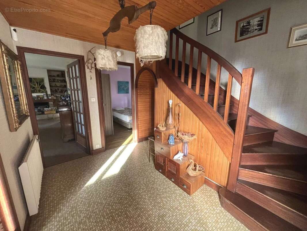 Exclusivite !! maison conleau aperçu mer et plage a pied !!! - photo 5