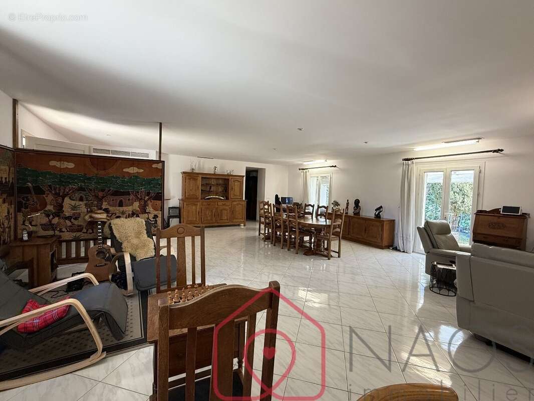 Maison à FREJUS