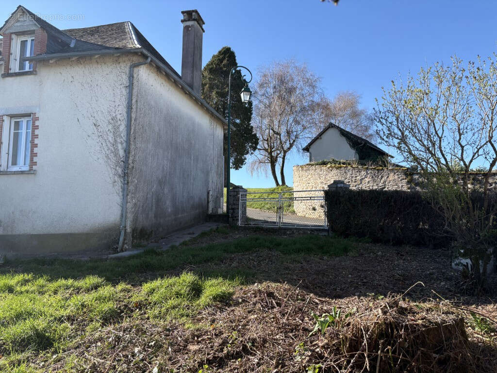 Maison à MASSERET