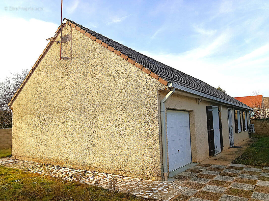 Maison à FAINS-LA-FOLIE
