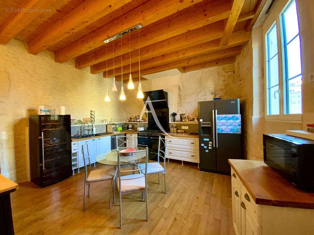 Maison médiévale de + de 700 ans, coeur historique de Pons - photo 6