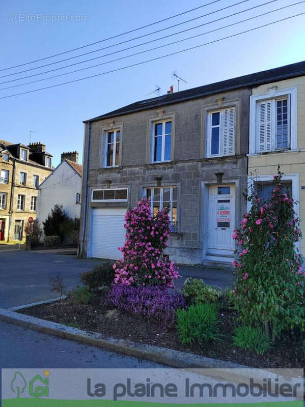 Maison à LA FERTE-MACE