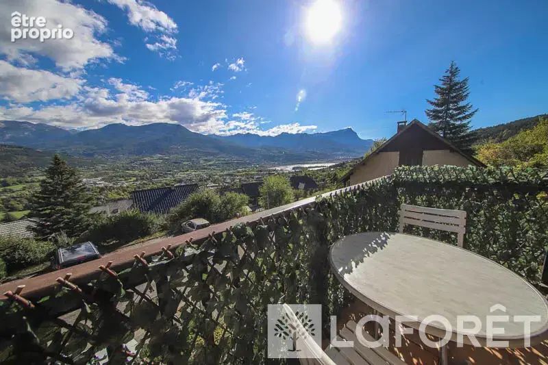 ** appartement type 2  - embrun - 2pièces  + cave - photo 14