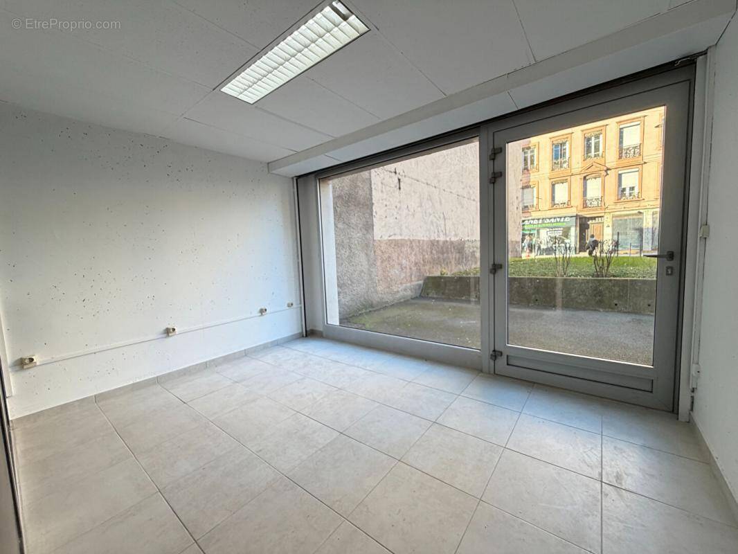 Commerce à VILLEURBANNE