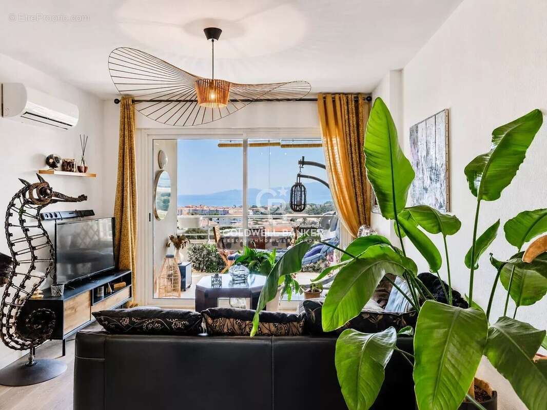 L'ile-rousse - Beau T2 vue mer & terrasse - photo 2