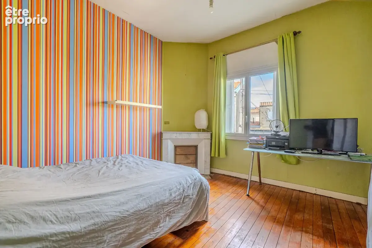 Le Bouscat / Parc Bordelais - Maison en pierre de 124 m², 4 chambres, jardin / terrasse, balcon et cave - photo 12