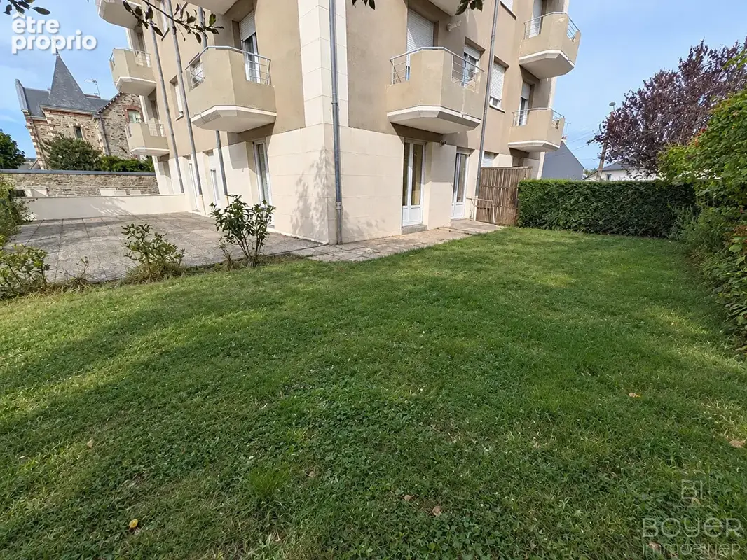 VITRE - Appartement T3 terrasse et garage - photo 3