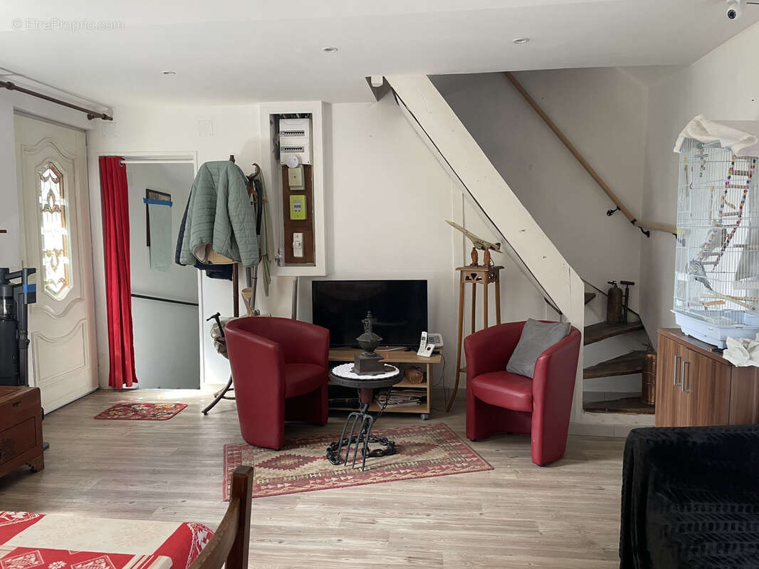Maison à SAINTE-GENEVIEVE