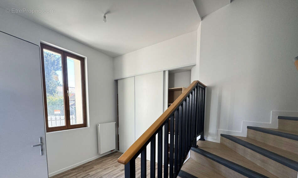 Appartement à MARLY-LA-VILLE