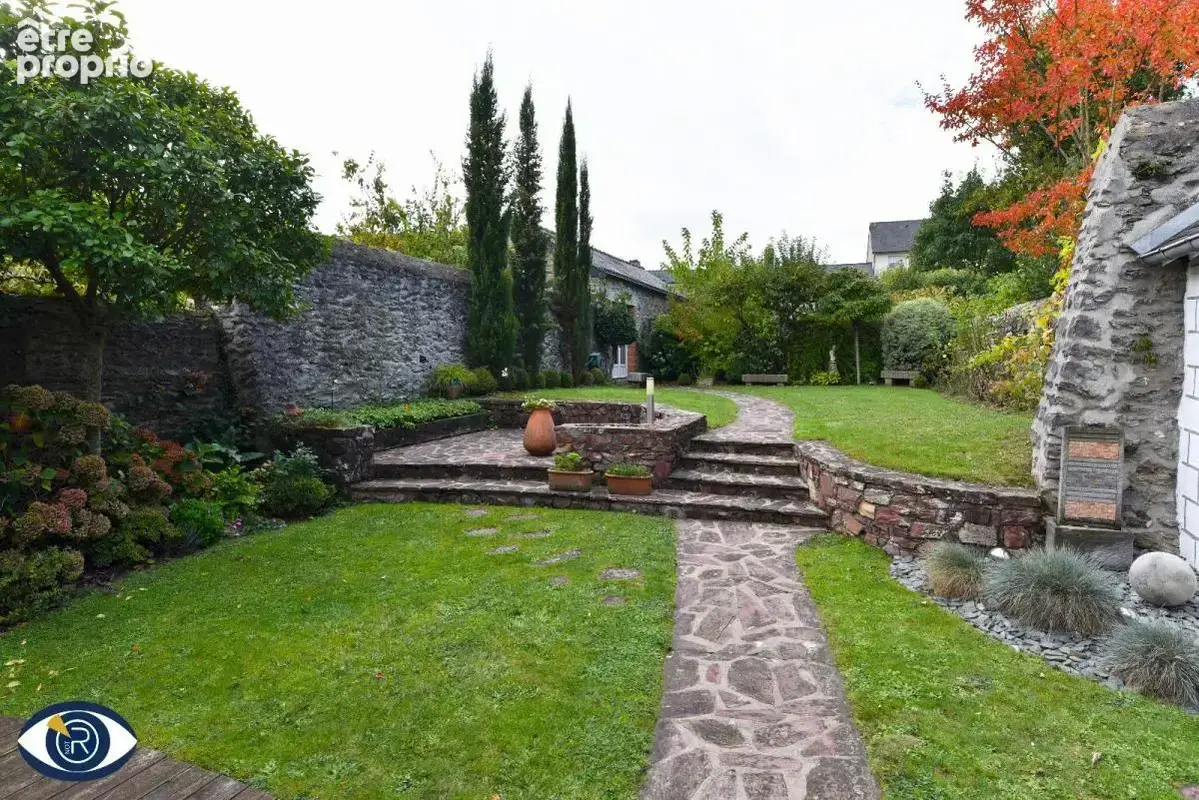 Maison 295 m² à Laval  - photo 9