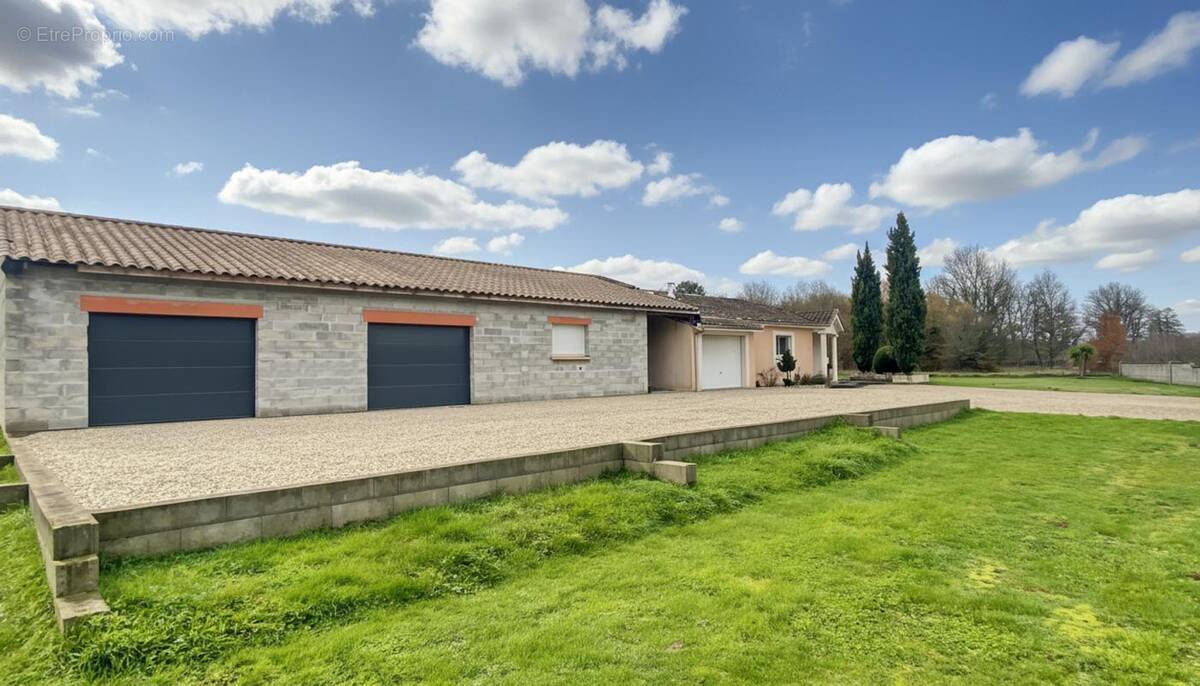 Maison à MARSAS