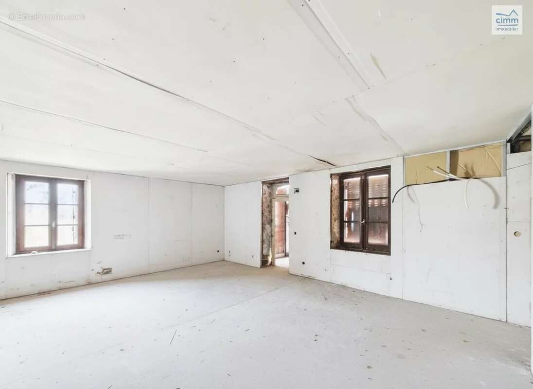 Maison de 130 m² à rénover - photo 7