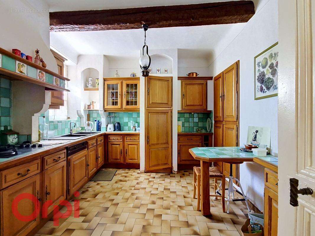 Maison à LE CASTELLET