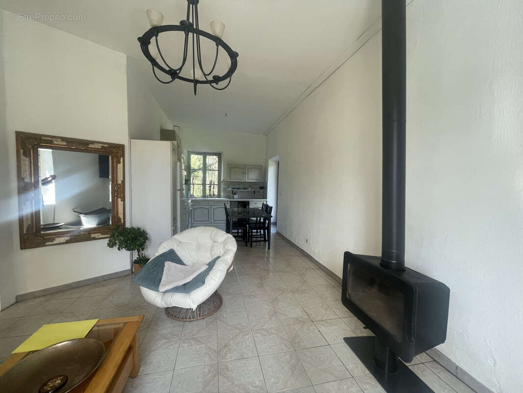 Maison à CAZILHAC