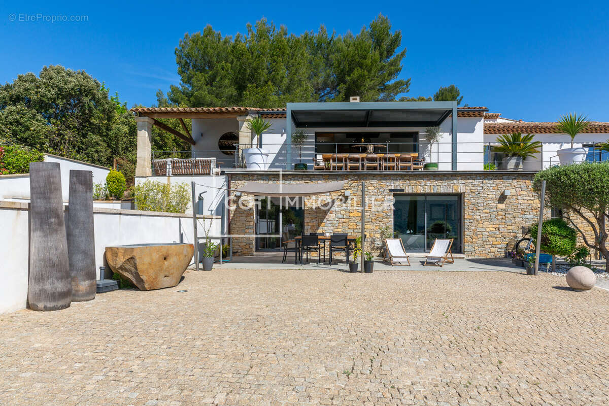 Maison à ORAISON