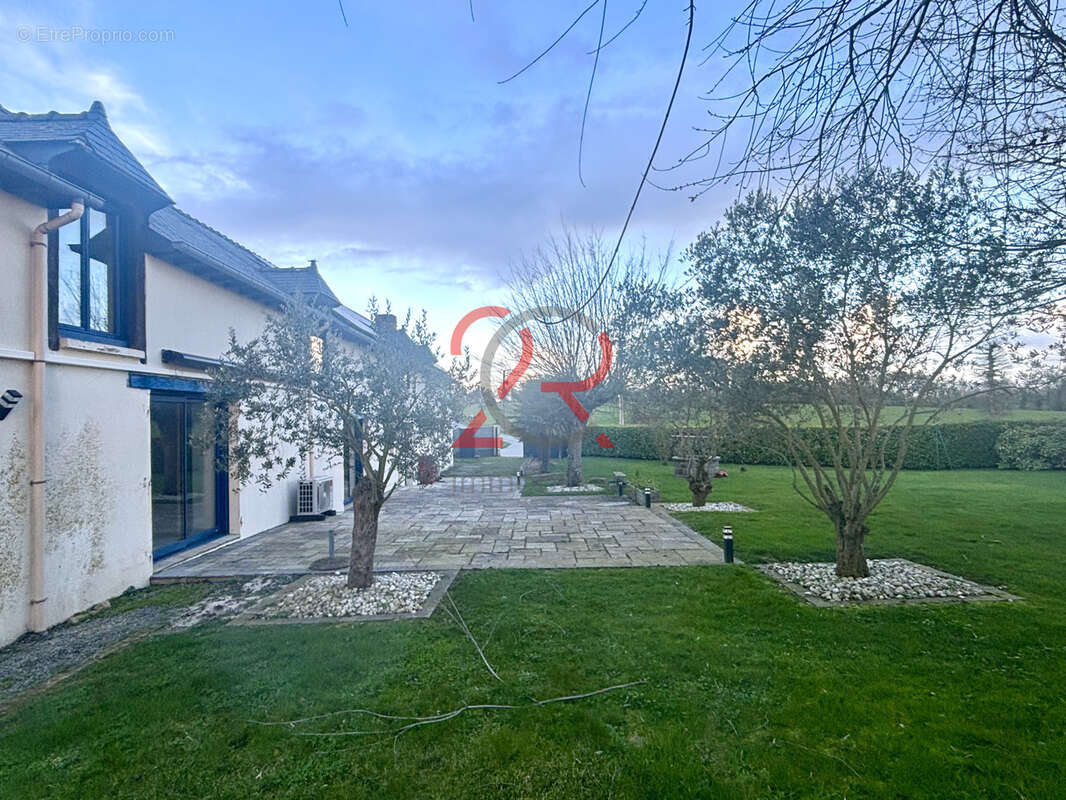 Maison à SAINT-GILLES