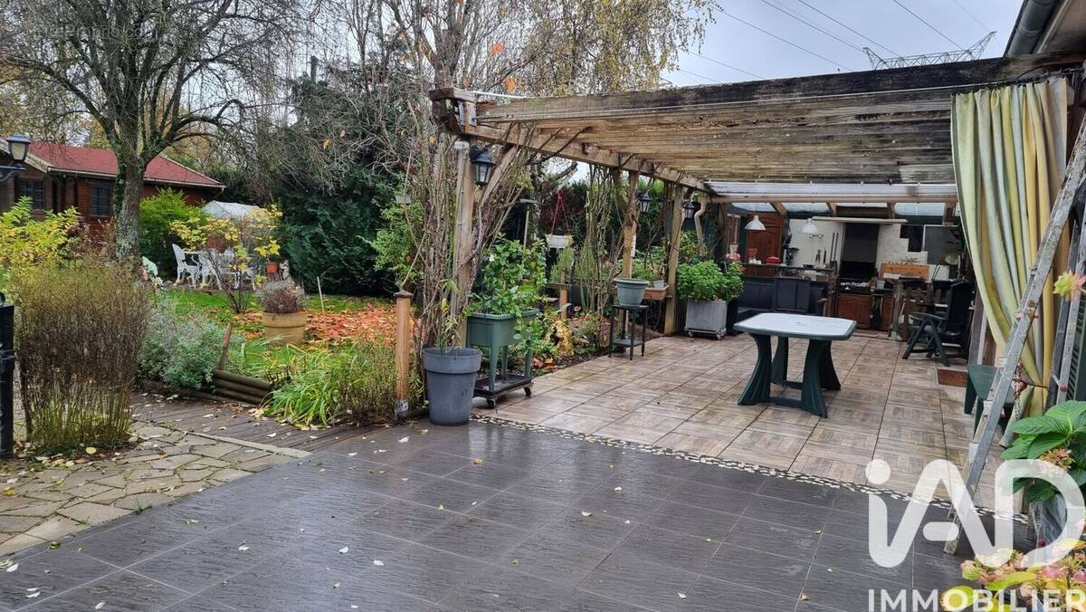 Photo 1 - Maison à SAINT-GERMAIN-LES-ARPAJON