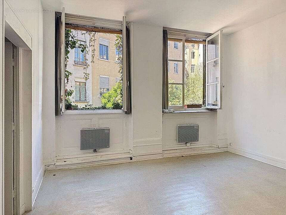 Appartement à LYON-4E