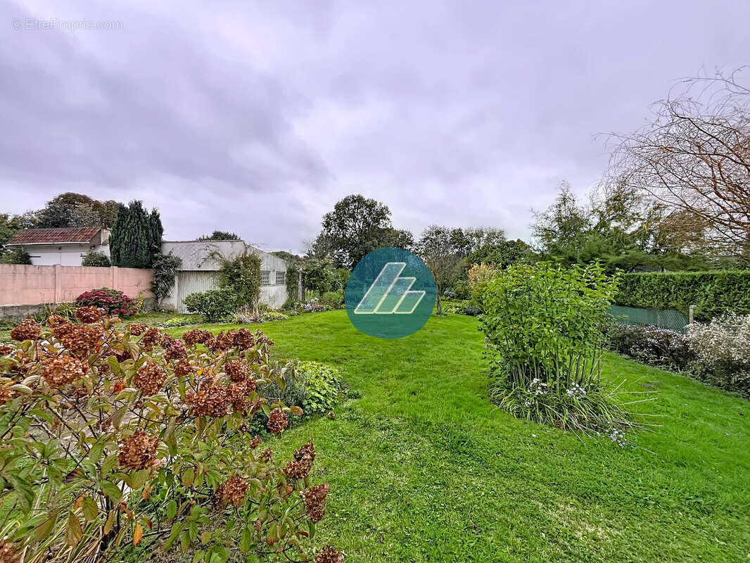 Maison à MOYENNEVILLE