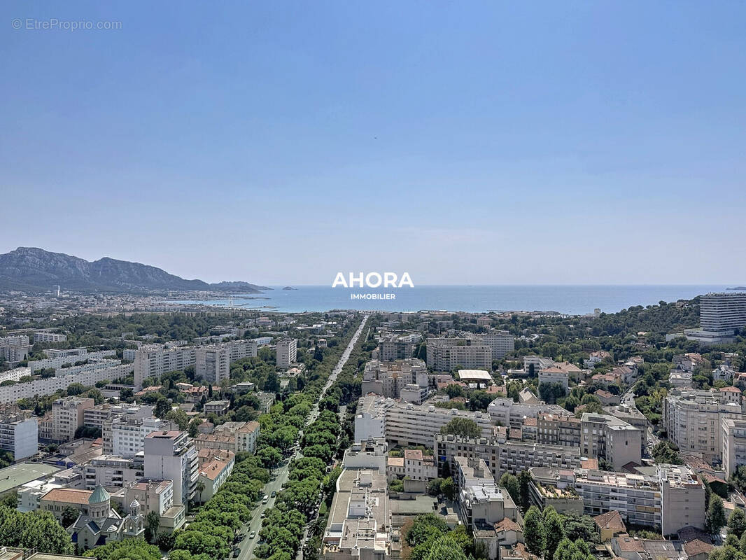 Appartement à MARSEILLE-8E
