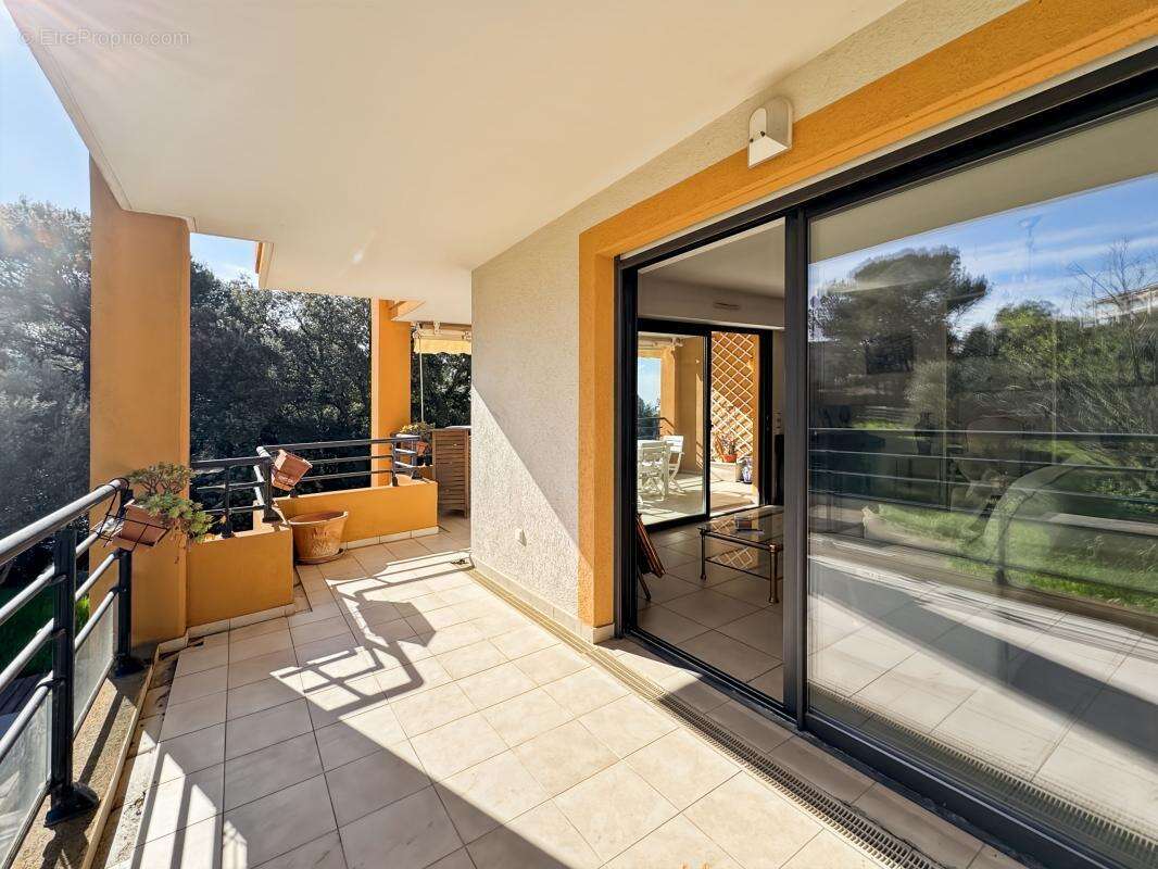 Appartement à SAINT-RAPHAEL