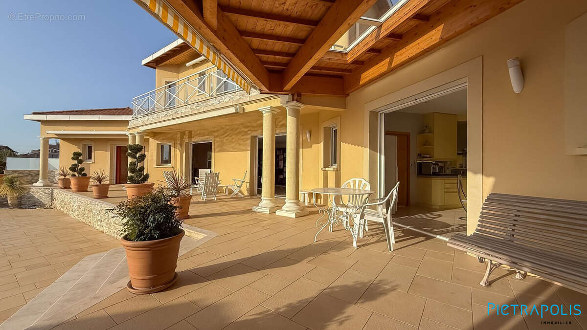Maison à LIMONEST