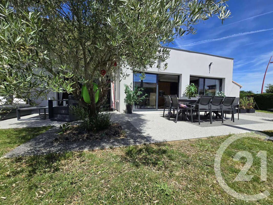 Maison 220 m² à Carbonne  - photo 9