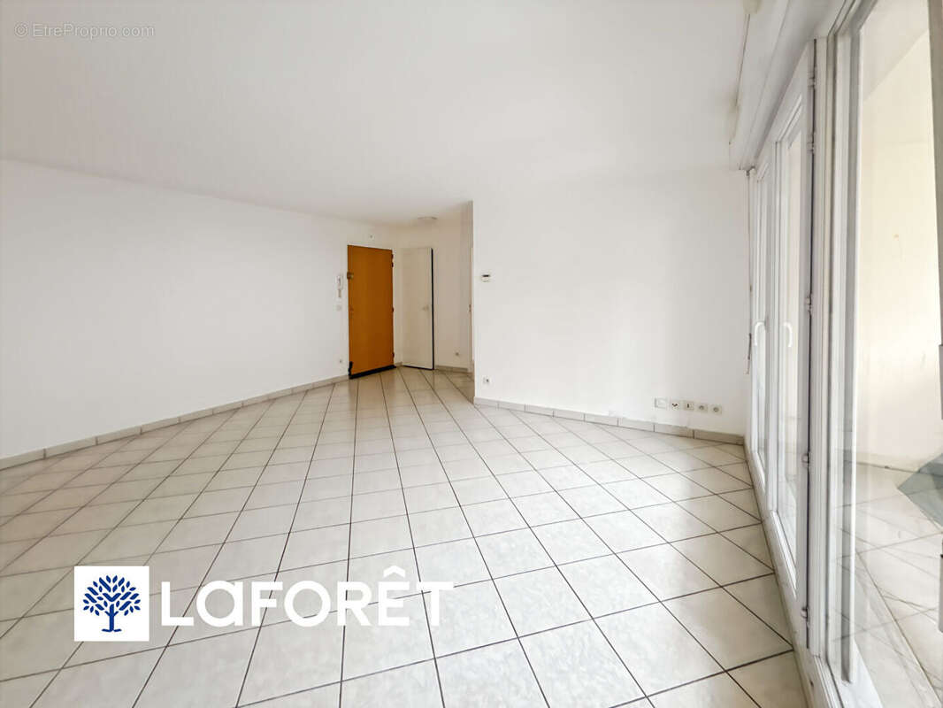 Appartement à MORSANG-SUR-ORGE