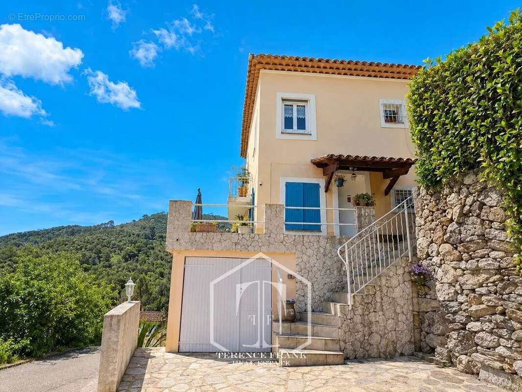 Appartement à ASPREMONT